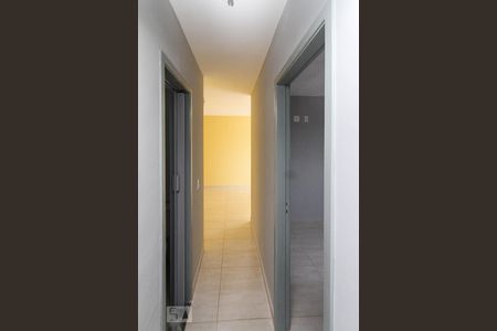 Corredor de apartamento para alugar com 3 quartos, 60m² em Vila Bela, São Paulo