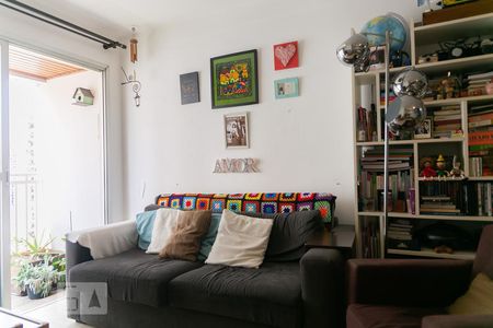 Sala de apartamento à venda com 2 quartos, 59m² em Vila Gumercindo, São Paulo