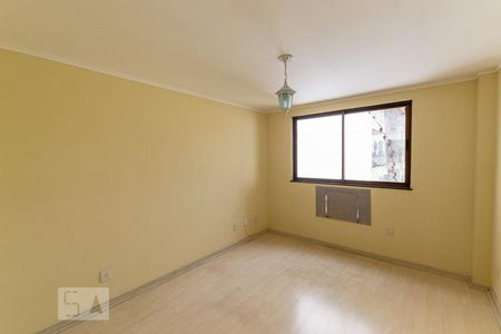 Quarto 1 de apartamento para alugar com 2 quartos, 70m² em São Domingos, Niterói