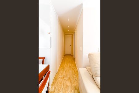 Corredor de apartamento à venda com 2 quartos, 55m² em Vila Augusta, Guarulhos