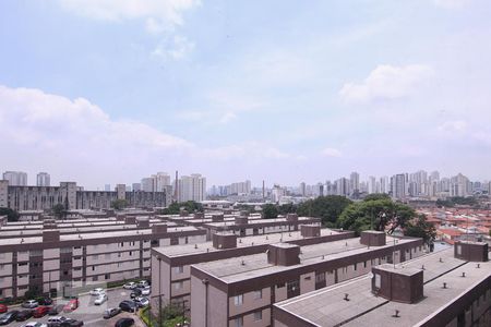 Vista Sala de apartamento à venda com 2 quartos, 60m² em Lapa de Baixo, São Paulo