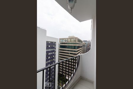 Varanda Sala de apartamento para alugar com 2 quartos, 100m² em Vila Olímpia, São Paulo