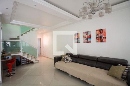 Sala de casa à venda com 3 quartos, 250m² em Sítio do Morro, São Paulo