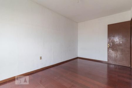 Dormitório de apartamento à venda com 2 quartos, 70m² em Humaitá, Porto Alegre