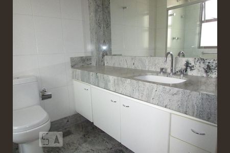 Banheiro de apartamento para alugar com 4 quartos, 156m² em Sion, Belo Horizonte