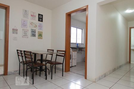 Sala de apartamento para alugar com 2 quartos, 60m² em Buritis, Belo Horizonte