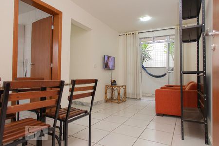 Sala de apartamento para alugar com 2 quartos, 60m² em Buritis, Belo Horizonte