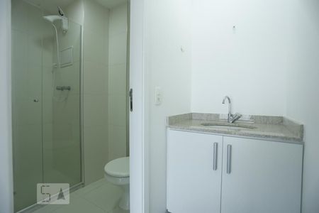 Banheiro de kitnet/studio à venda com 1 quarto, 36m² em Consolação, São Paulo