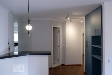 Sala de apartamento à venda com 2 quartos, 76m² em Pinheiros, São Paulo