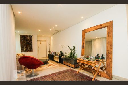 Sala de apartamento para alugar com 4 quartos, 178m² em Belvedere, Belo Horizonte