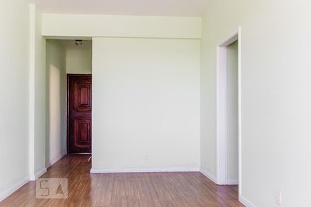 Sala de apartamento à venda com 2 quartos, 70m² em Jardim Guanabara, Rio de Janeiro