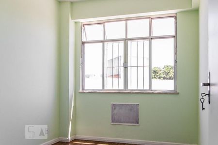 Quarto 1 de apartamento à venda com 2 quartos, 70m² em Jardim Guanabara, Rio de Janeiro