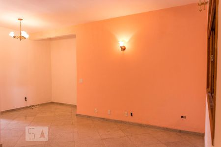 Sala de casa para alugar com 3 quartos, 120m² em Parque Oratório, Santo André