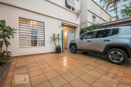 Garagem de casa à venda com 4 quartos, 250m² em Cidade Monções, São Paulo