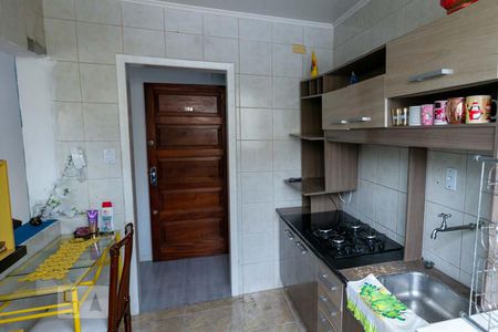 Cozinha de apartamento à venda com 2 quartos, 68m² em Partenon, Porto Alegre