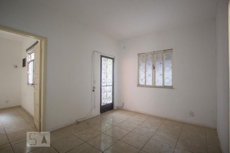 Sala de casa à venda com 1 quarto, 40m² em Braz de Pina, Rio de Janeiro