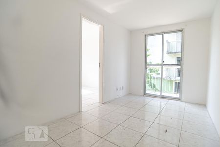 Sala de apartamento à venda com 2 quartos, 42m² em Estância Velha, Canoas