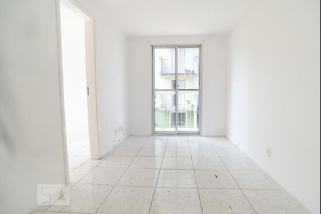 Sala de apartamento à venda com 2 quartos, 42m² em Estância Velha, Canoas