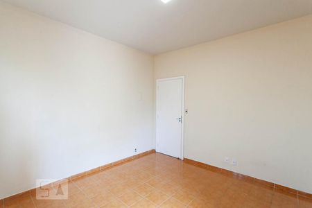 Sala de casa à venda com 4 quartos, 100m² em Santa Cruz, Belo Horizonte