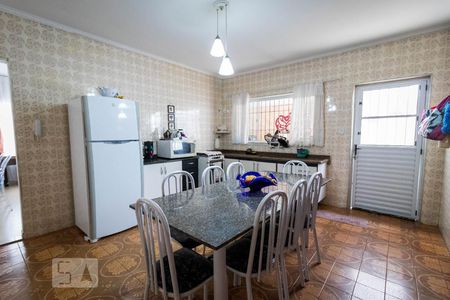 Cozinha de apartamento à venda com 2 quartos, 120m² em Vila Olinda, São Paulo