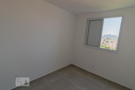 Dormitório 1 de apartamento para alugar com 2 quartos, 42m² em Jardim Iris, São Paulo