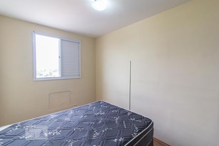 Quarto 2 de apartamento para alugar com 2 quartos, 55m² em Xaxim, Curitiba