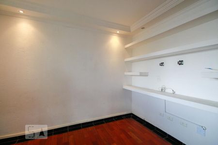 Quarto reversível de casa à venda com 4 quartos, 200m² em Jardim Record, São Paulo