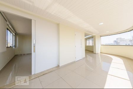 Sala de apartamento para alugar com 3 quartos, 167m² em Cambuí, Campinas