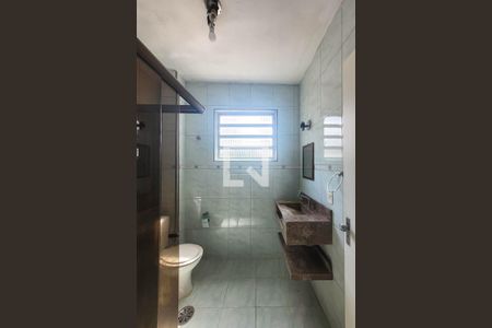 Banheiro de apartamento para alugar com 1 quarto, 45m² em Vila Gumercindo, São Paulo