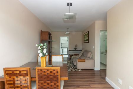 Sala de apartamento para alugar com 3 quartos, 80m² em Ouro Preto, Belo Horizonte