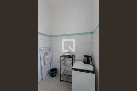 Cozinha de kitnet/studio à venda com 1 quarto, 25m² em Jardim Floresta, Porto Alegre