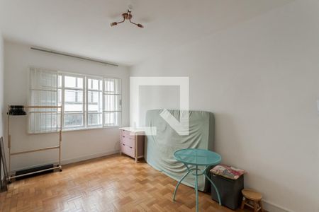 Dormitório de kitnet/studio à venda com 1 quarto, 25m² em Jardim Floresta, Porto Alegre