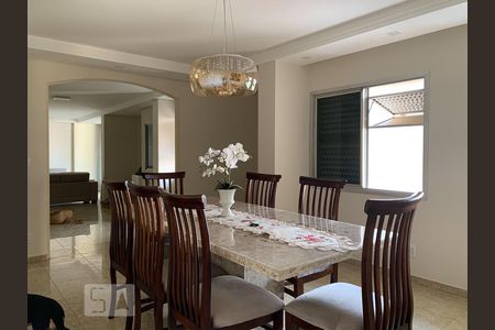 Sala de Jantar de apartamento à venda com 4 quartos, 300m² em Centro, Campinas