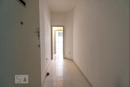 Corredor de Entrada de kitnet/studio à venda com 1 quarto, 32m² em Copacabana, Rio de Janeiro