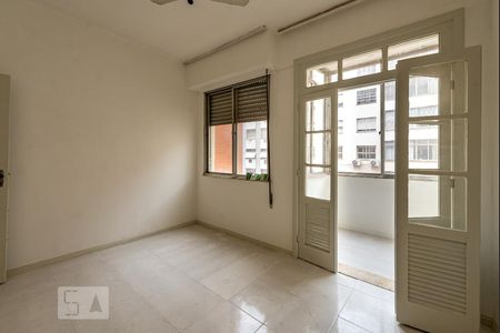 Quarto  de kitnet/studio à venda com 1 quarto, 32m² em Copacabana, Rio de Janeiro