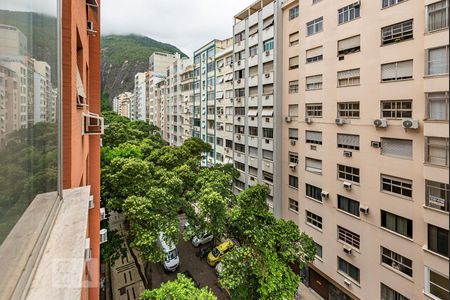 Vista do Quarto  de kitnet/studio à venda com 1 quarto, 32m² em Copacabana, Rio de Janeiro