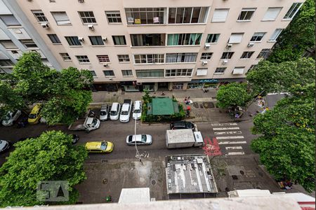 Vista do Quarto  de kitnet/studio à venda com 1 quarto, 32m² em Copacabana, Rio de Janeiro