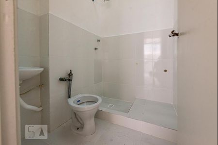 Banheiro de kitnet/studio à venda com 1 quarto, 32m² em Copacabana, Rio de Janeiro