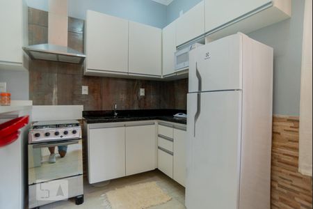 Cozinha de kitnet/studio para alugar com 1 quarto, 35m² em São José, Canoas