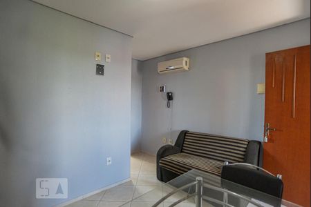 Sala  de apartamento para alugar com 1 quarto, 35m² em São José, Canoas