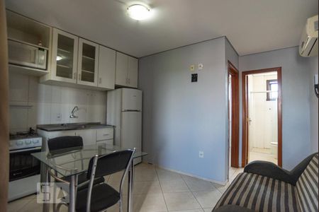 Sala  de apartamento para alugar com 1 quarto, 35m² em São José, Canoas