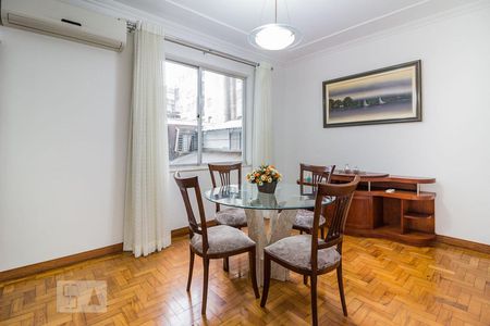 Sala de apartamento para alugar com 2 quartos, 54m² em Centro Histórico, Porto Alegre