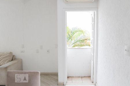 Sala de casa para alugar com 1 quarto, 60m² em Vila Esperança, São Paulo