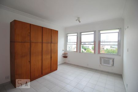Sala de apartamento para alugar com 1 quarto, 28m² em Botafogo, Rio de Janeiro