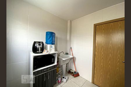 Cozinha de apartamento à venda com 2 quartos, 63m² em São Jorge, Novo Hamburgo