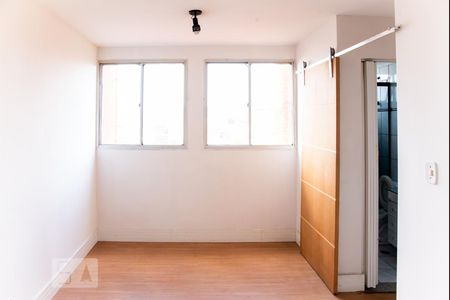 Sala de apartamento à venda com 2 quartos, 57m² em Vila Silvia, São Paulo