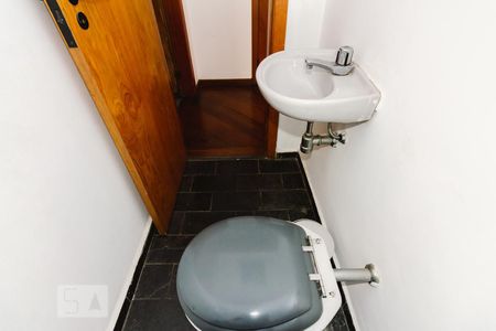 Lavabo de apartamento à venda com 3 quartos, 112m² em Perdizes, São Paulo