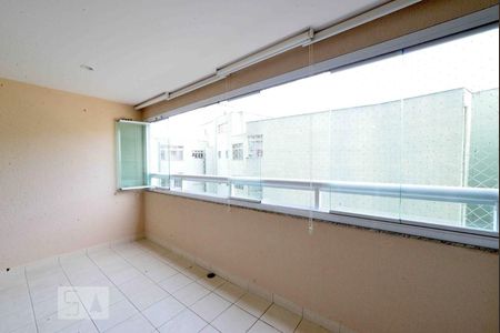 Varanda da Sala de apartamento para alugar com 3 quartos, 85m² em Vila Firmiano Pinto, São Paulo