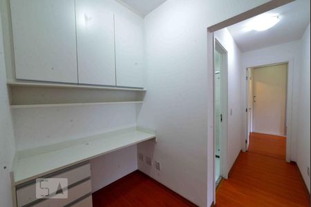 Escritório de apartamento para alugar com 3 quartos, 85m² em Vila Firmiano Pinto, São Paulo