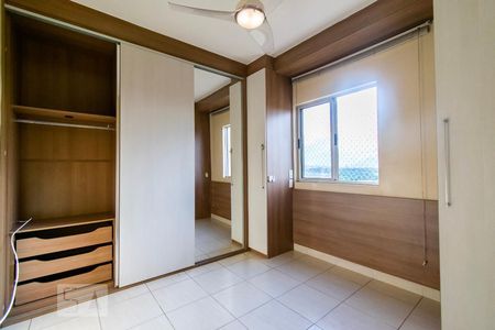 Quarto 02 de apartamento para alugar com 2 quartos, 60m² em Taguatinga Norte (taguatinga), Brasília